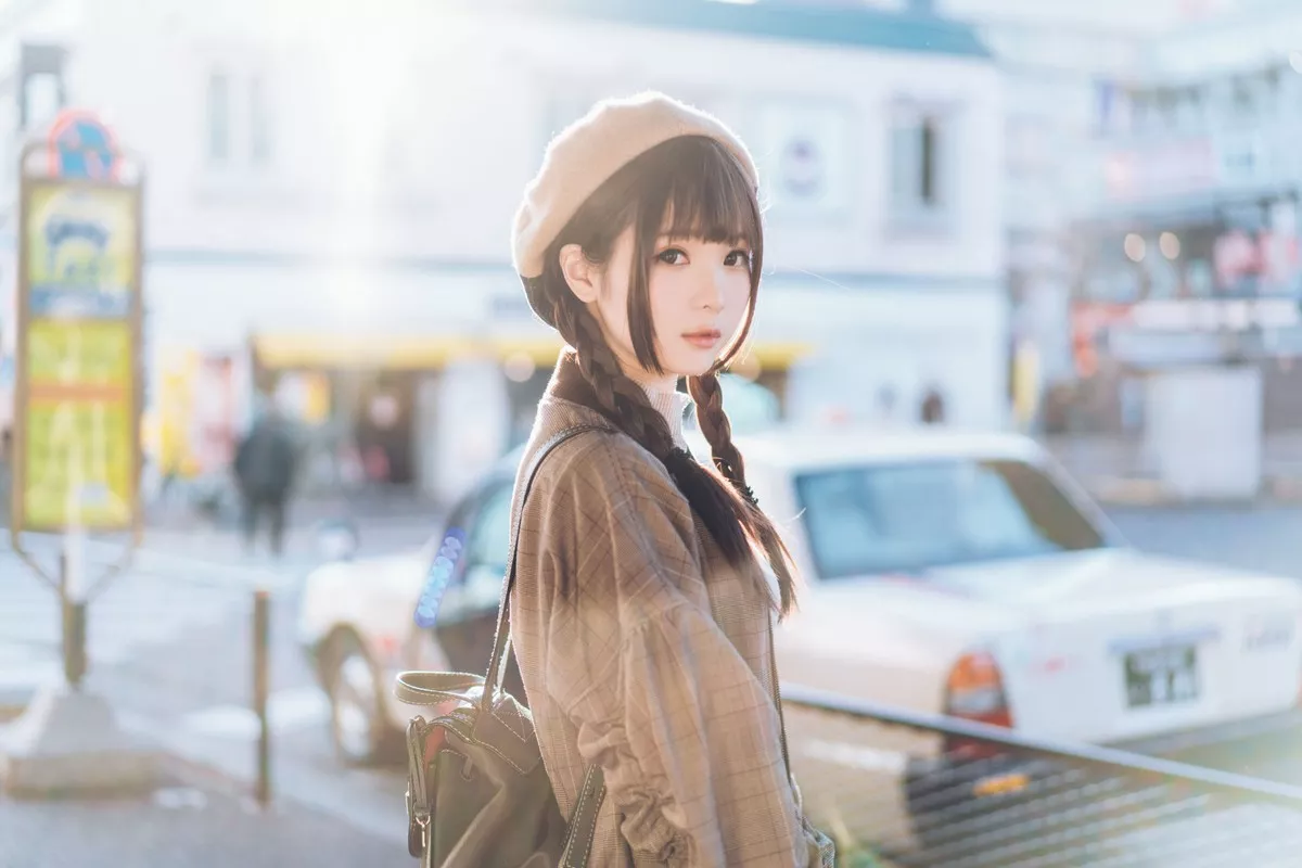 微博妹纸霜月shimo春天户外主题户外JK制服+私房女仆装秀完美身材诱惑写真54P