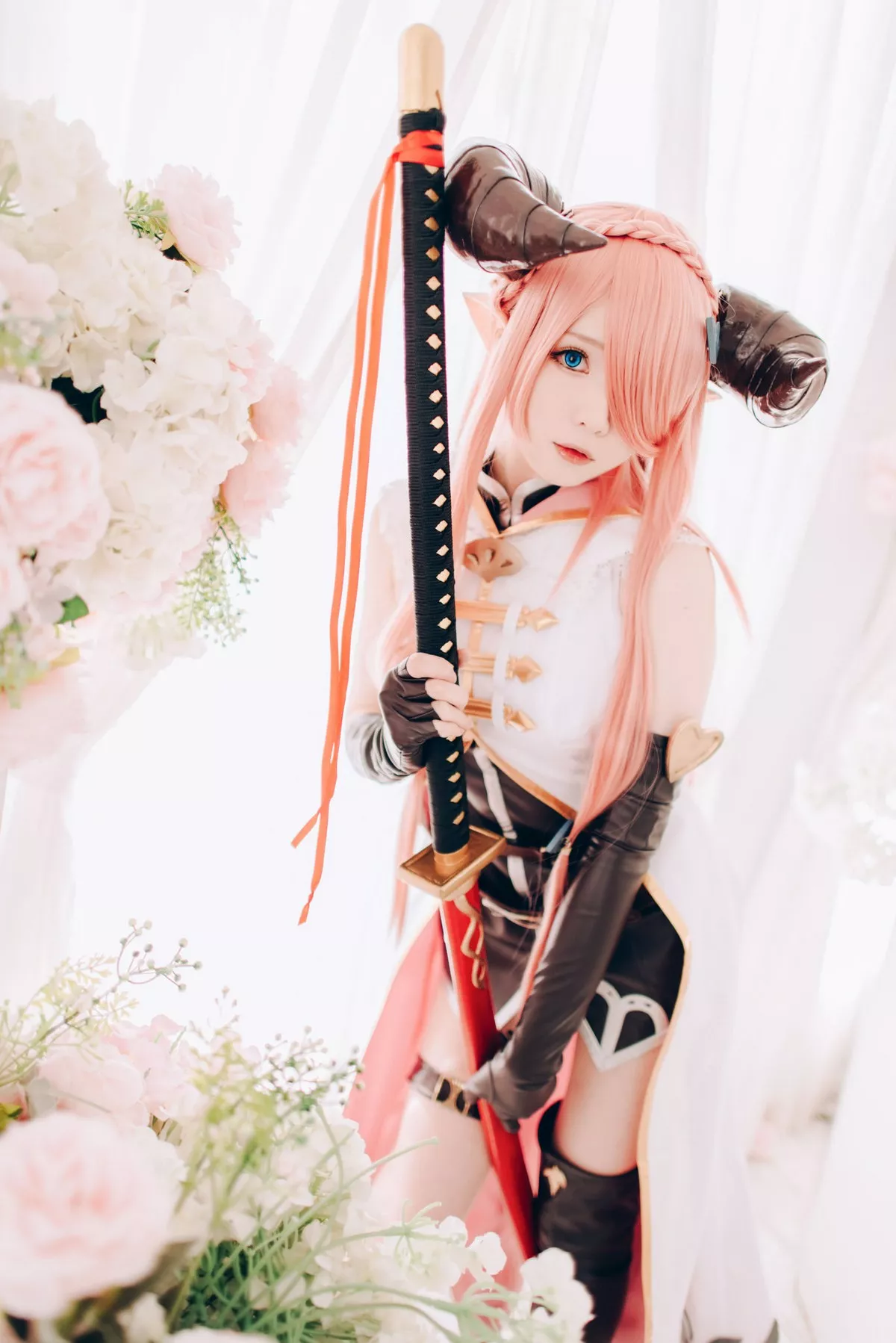 微博妹纸霜月shimo碧蓝幻想娜尔梅亚主题美女武士装扮性感内衣迷人诱惑写真94P