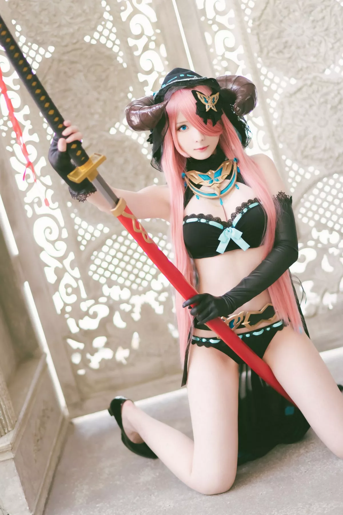 微博妹纸霜月shimo碧蓝幻想娜尔梅亚主题美女武士装扮性感内衣迷人诱惑写真94P