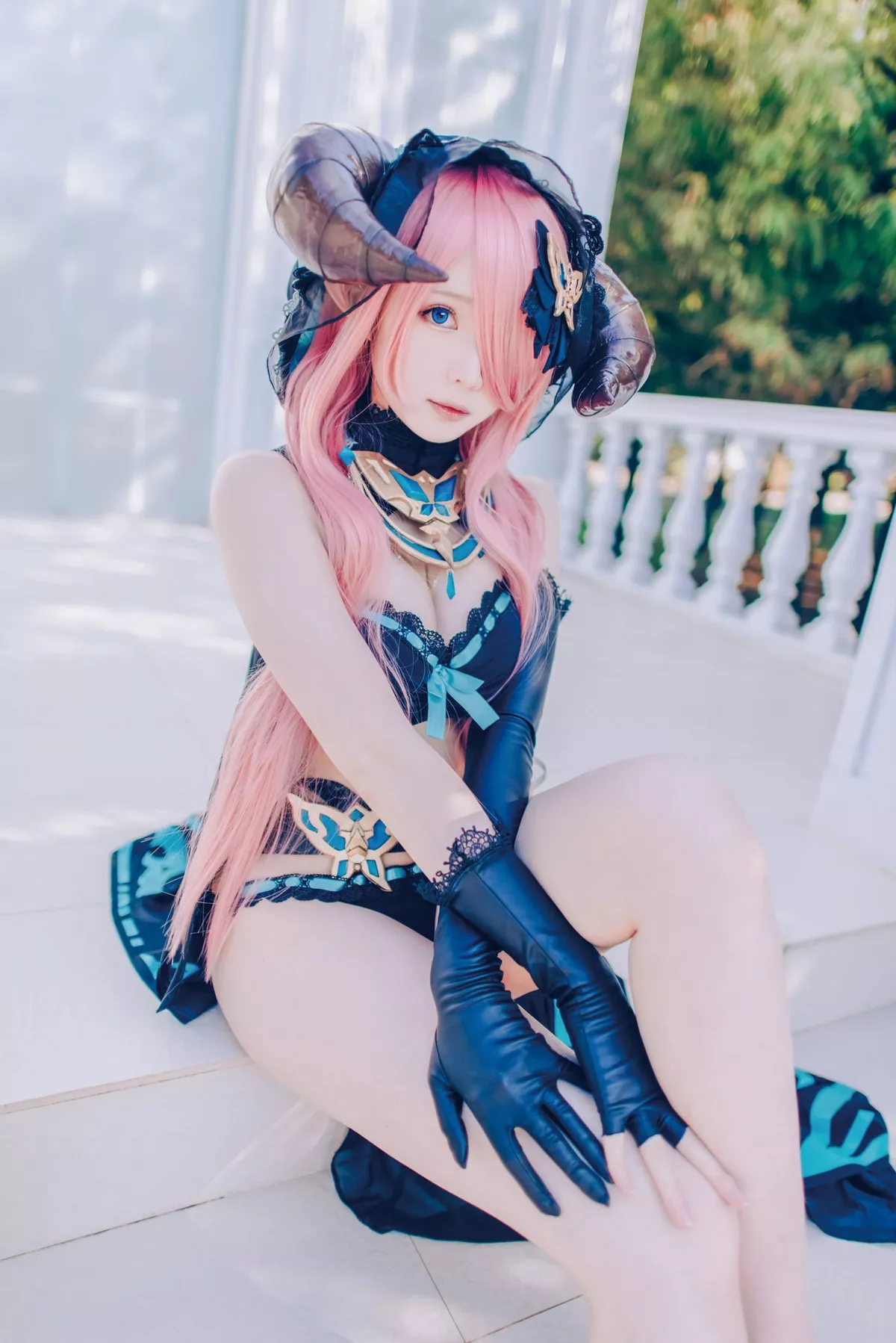 微博妹纸霜月shimo碧蓝幻想娜尔梅亚主题美女武士装扮性感内衣迷人诱惑写真94P