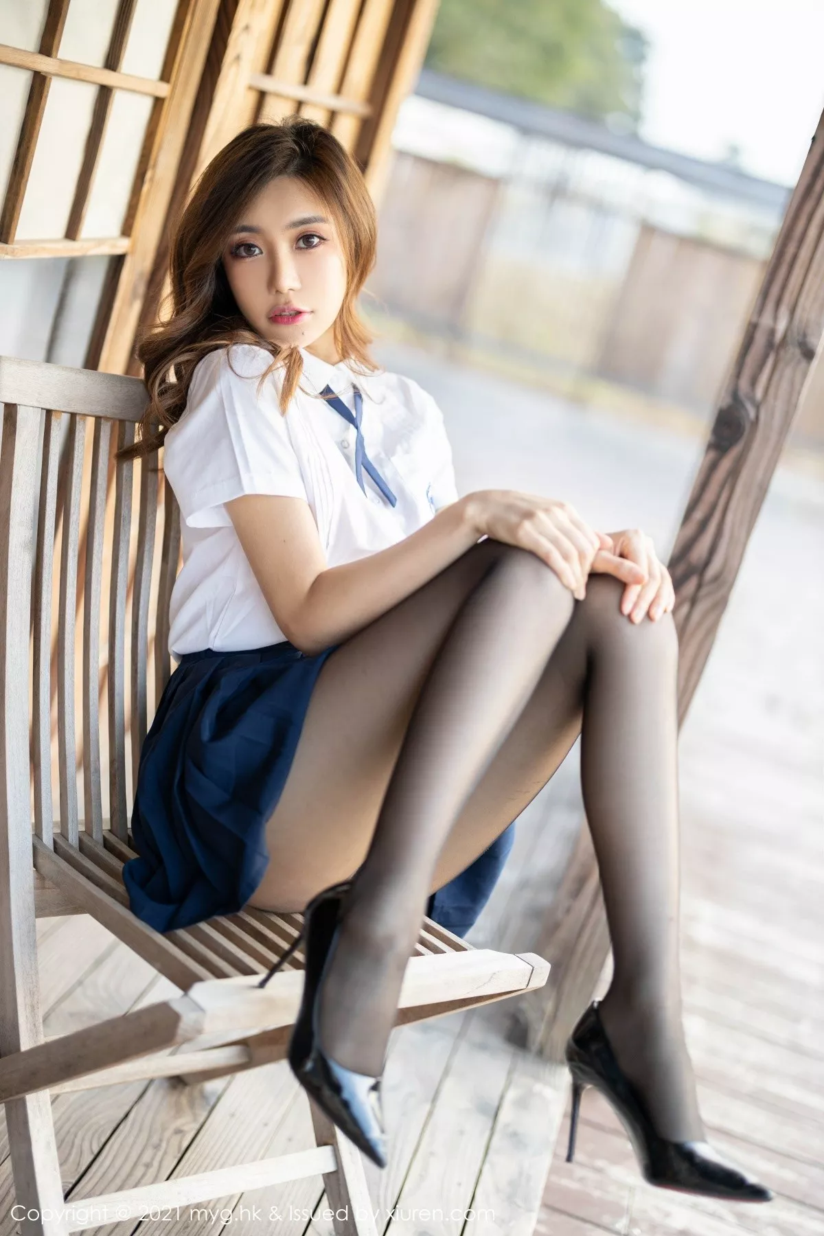 [MyGirl美媛馆]Vol.618_女神绮里嘉Carina私房脱校服制服露性感粉色内衣迷人诱惑写真95P