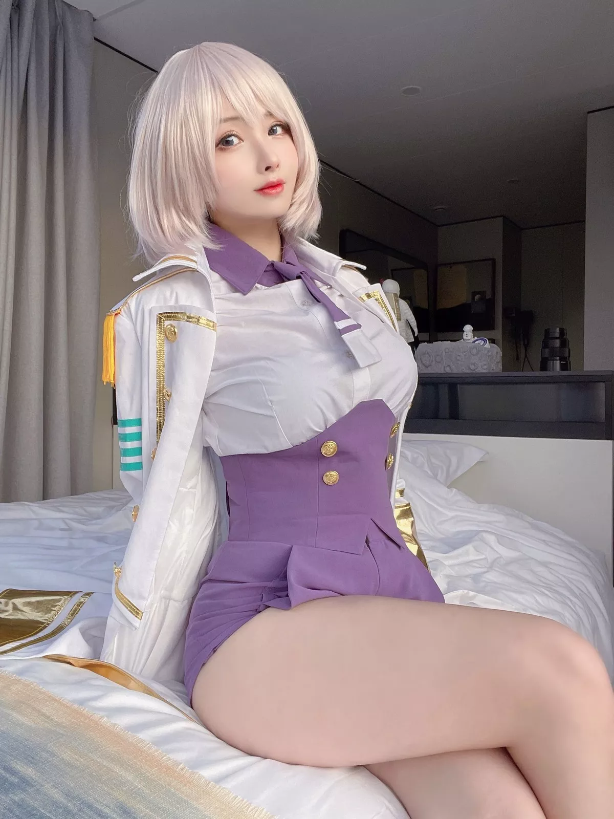 网络美女rioko凉凉子电光机王主题性感制服半脱露情趣内衣秀完美身材诱惑写真51P