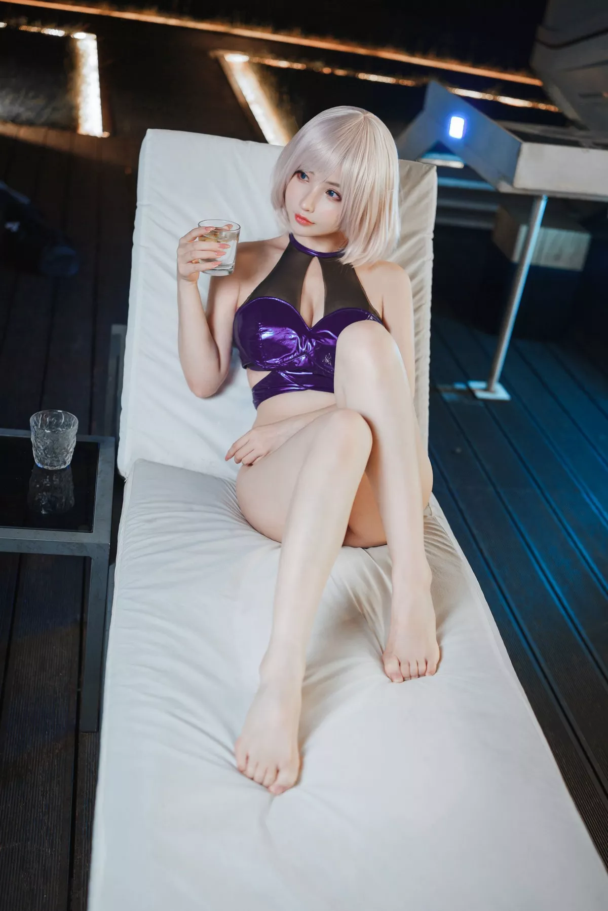 网络美女rioko凉凉子电光机王主题性感制服半脱露情趣内衣秀完美身材诱惑写真51P