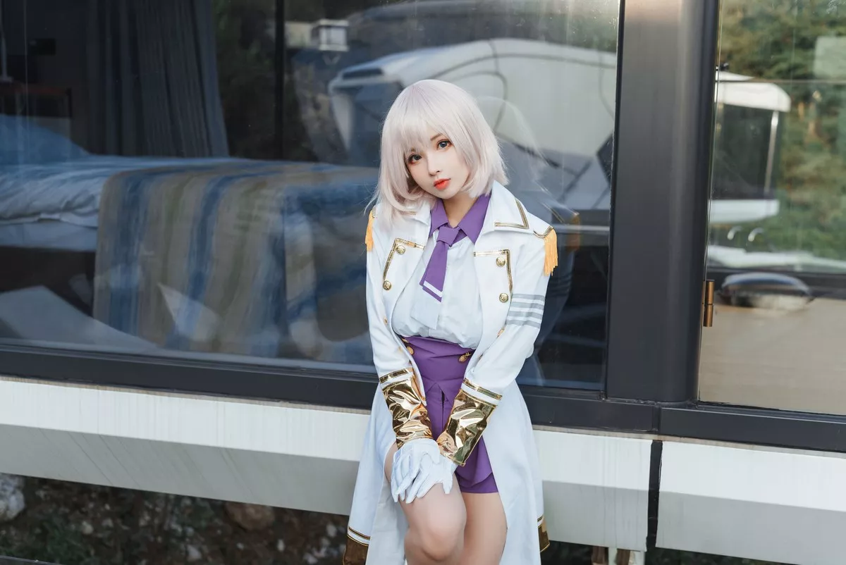 网络美女rioko凉凉子电光机王主题性感制服半脱露情趣内衣秀完美身材诱惑写真51P