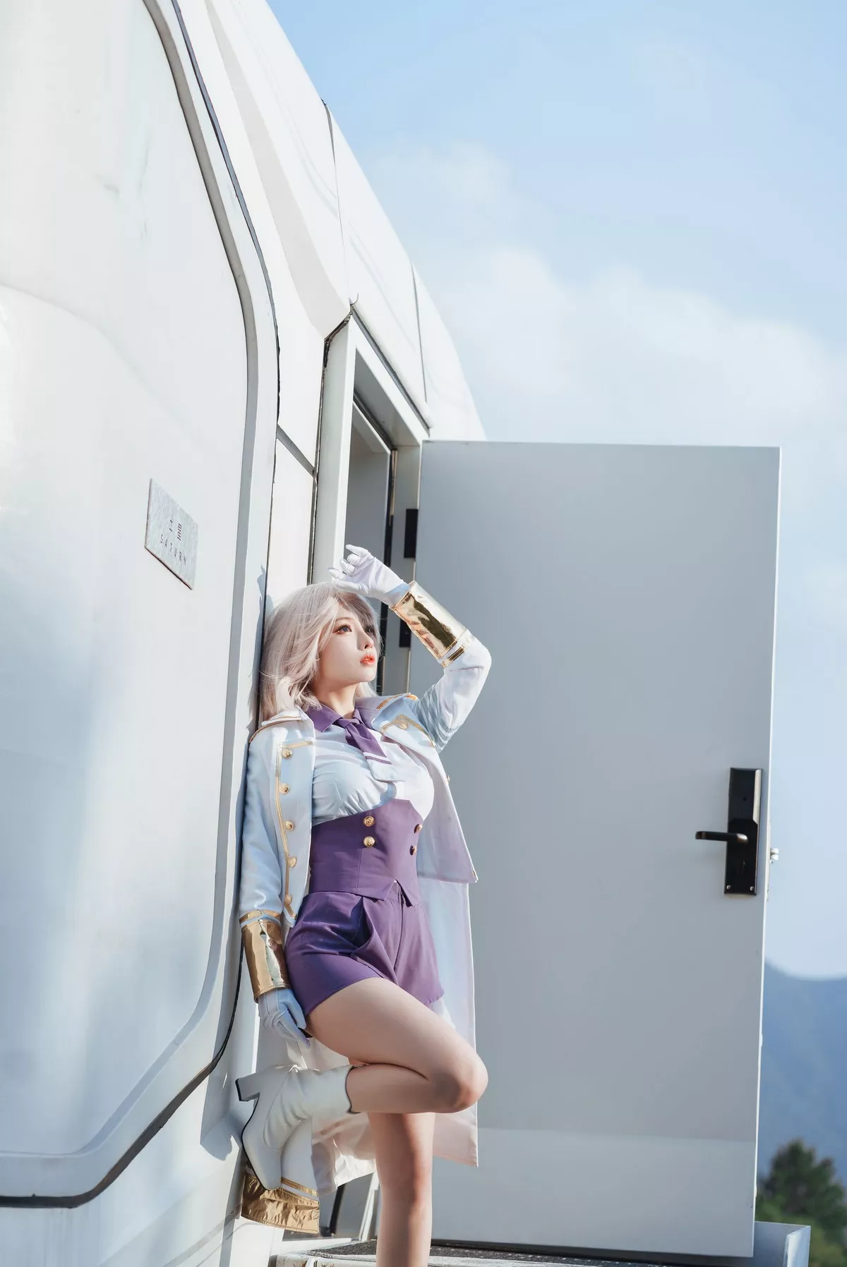 网络美女rioko凉凉子电光机王主题性感制服半脱露情趣内衣秀完美身材诱惑写真51P