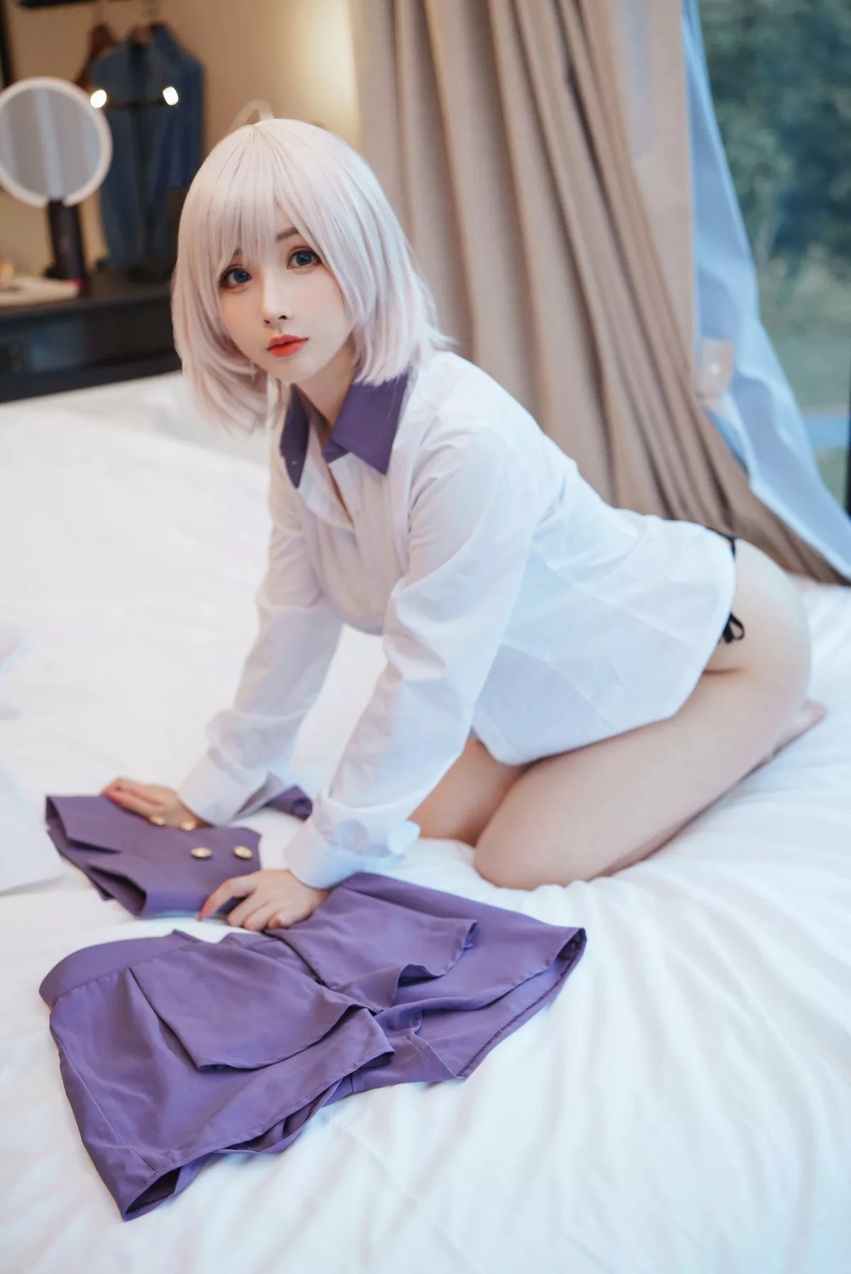 网络美女rioko凉凉子电光机王主题性感制服半脱露情趣内衣秀完美身材诱惑写真51P