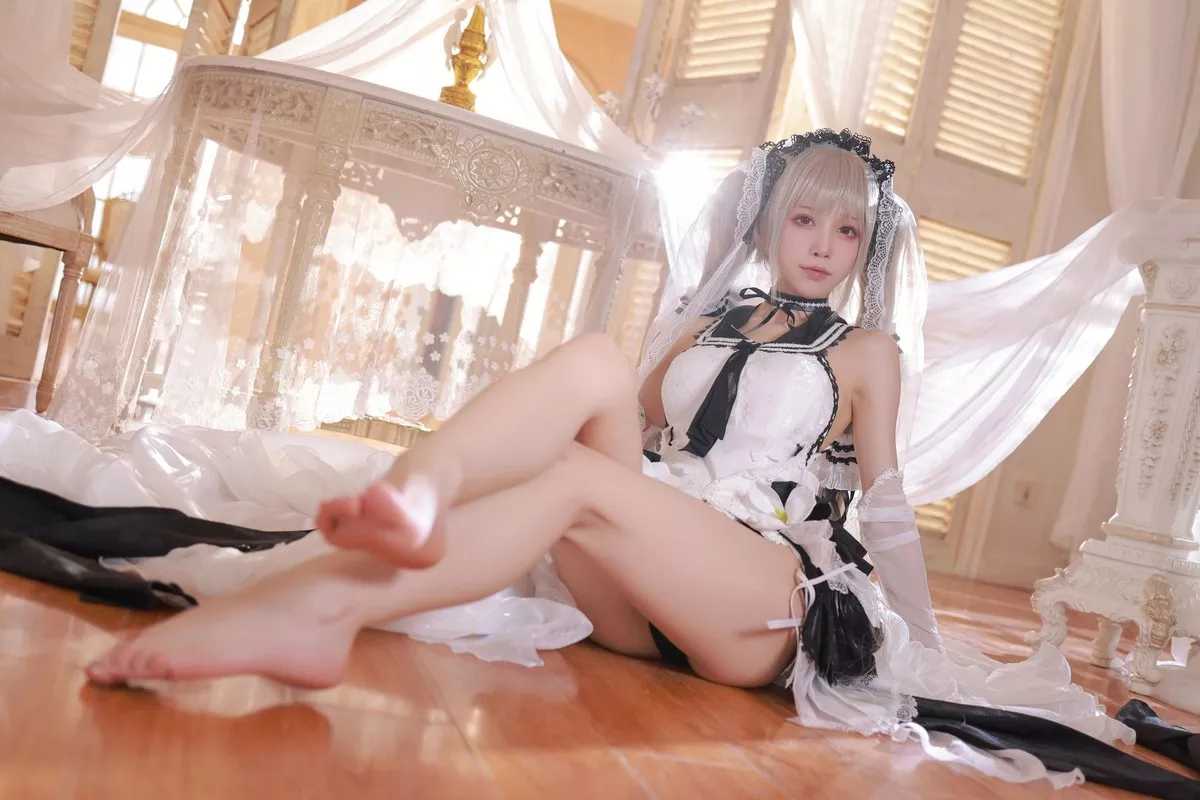 动漫博主水淼aqua碧蓝航线主题私房性感白色半开婚纱秀完美身材撩人诱惑写真45P