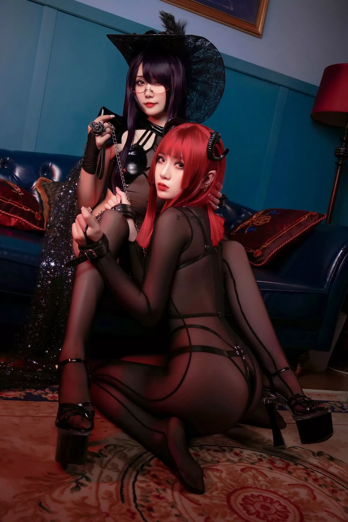 动漫博主曉美媽&羊大真人魔女集会主题私房性感姐妹花黑色情趣服饰完美诱惑写真35P