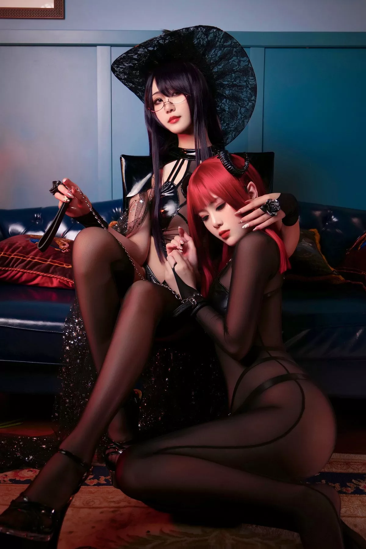 动漫博主曉美媽&羊大真人魔女集会主题私房性感姐妹花黑色情趣服饰完美诱惑写真35P
