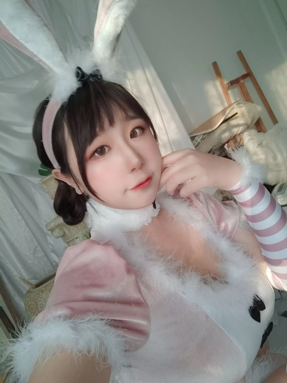 动漫博主穆零Mu0自拍主题私房性感银色旗袍+兔女郎服饰+浴室性感内衣诱惑写真110P