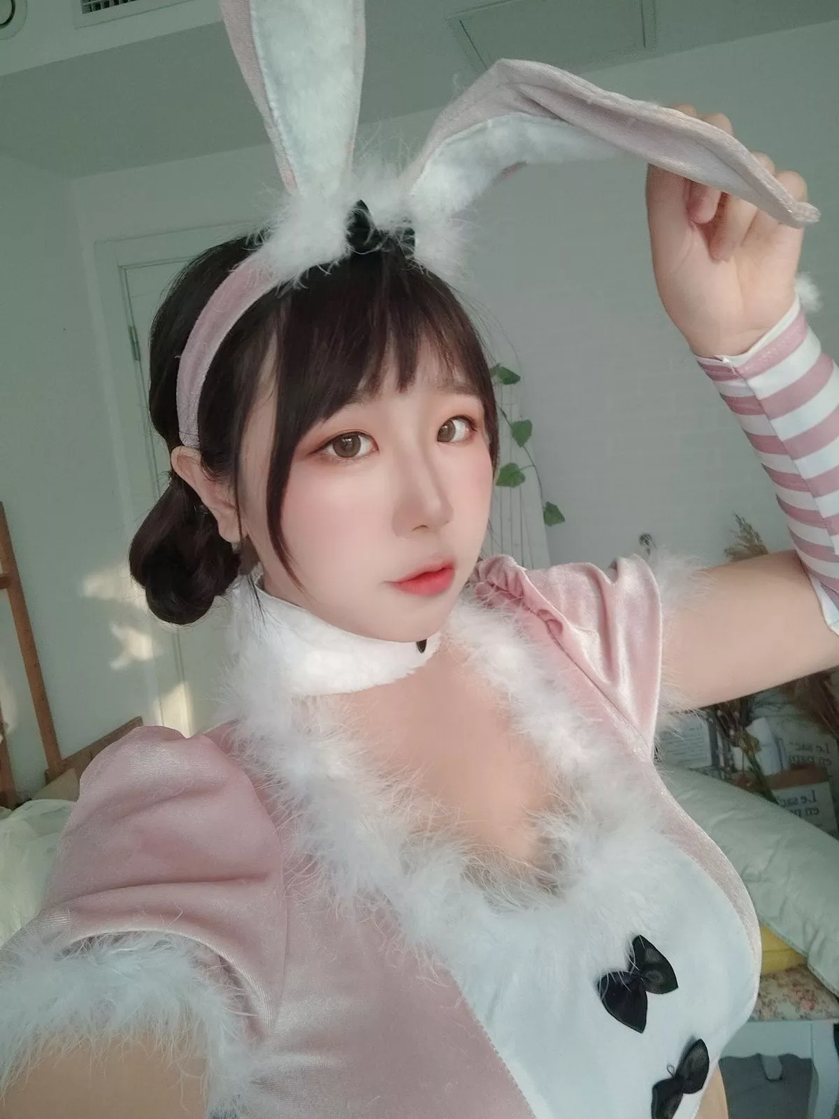 动漫博主穆零Mu0自拍主题私房性感银色旗袍+兔女郎服饰+浴室性感内衣诱惑写真110P