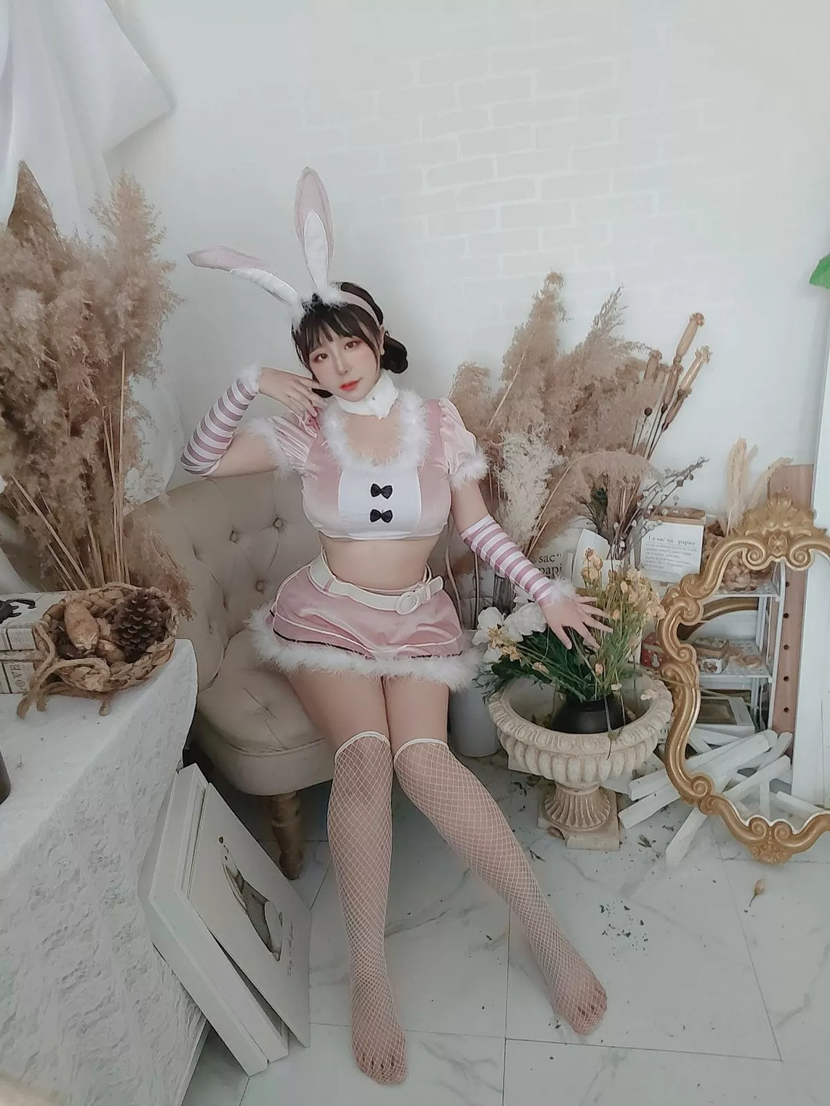 动漫博主穆零Mu0自拍主题私房性感银色旗袍+兔女郎服饰+浴室性感内衣诱惑写真110P