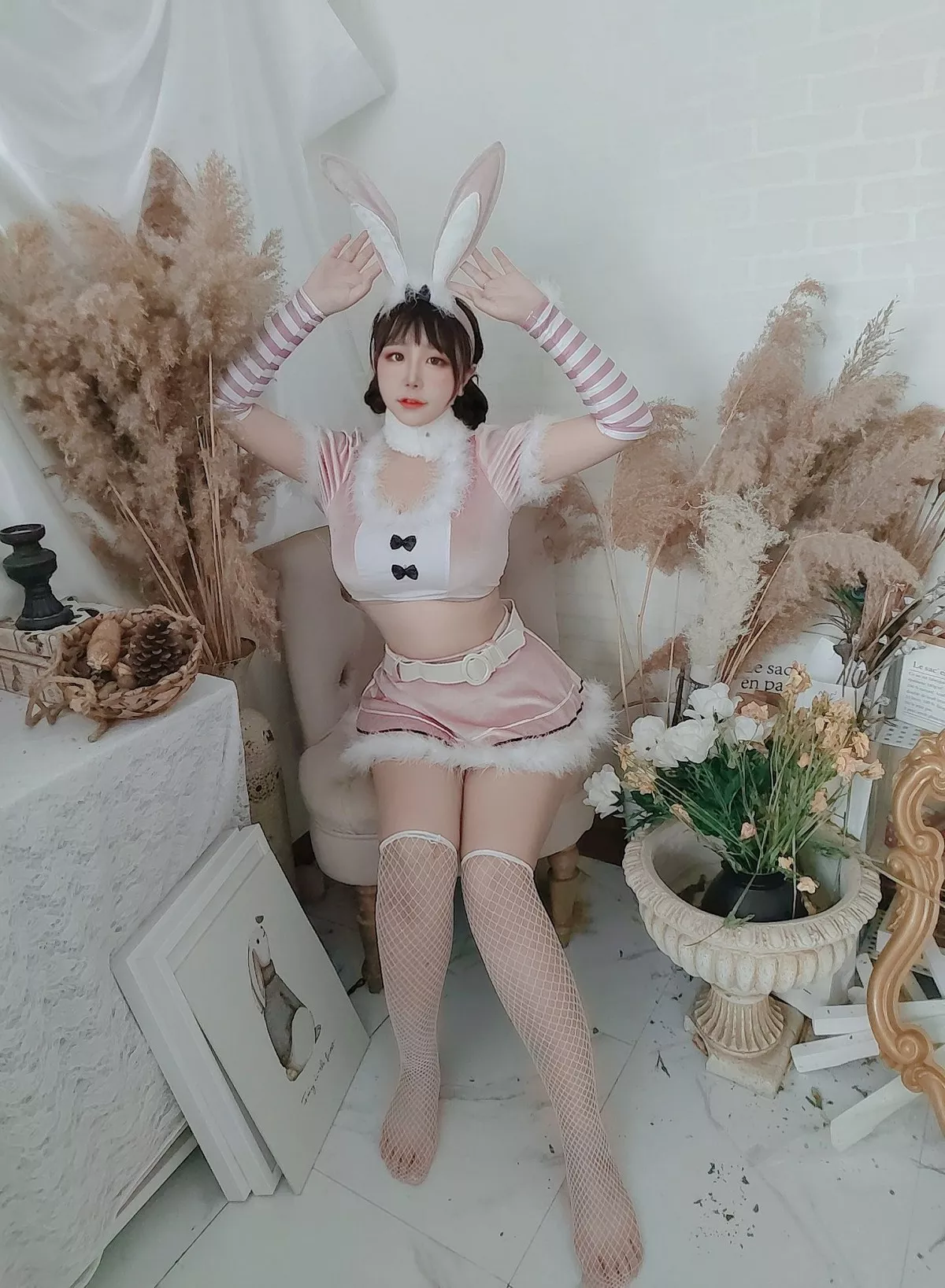 动漫博主穆零Mu0自拍主题私房性感银色旗袍+兔女郎服饰+浴室性感内衣诱惑写真110P
