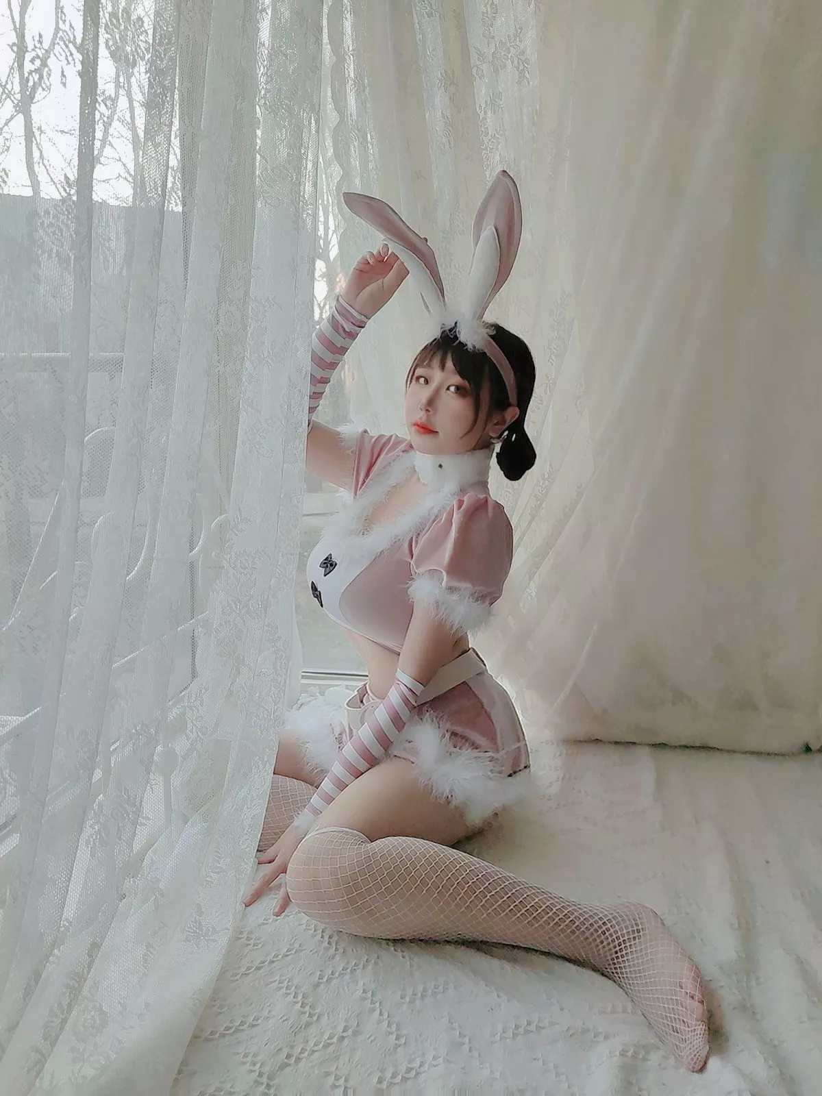 动漫博主穆零Mu0自拍主题私房性感银色旗袍+兔女郎服饰+浴室性感内衣诱惑写真110P