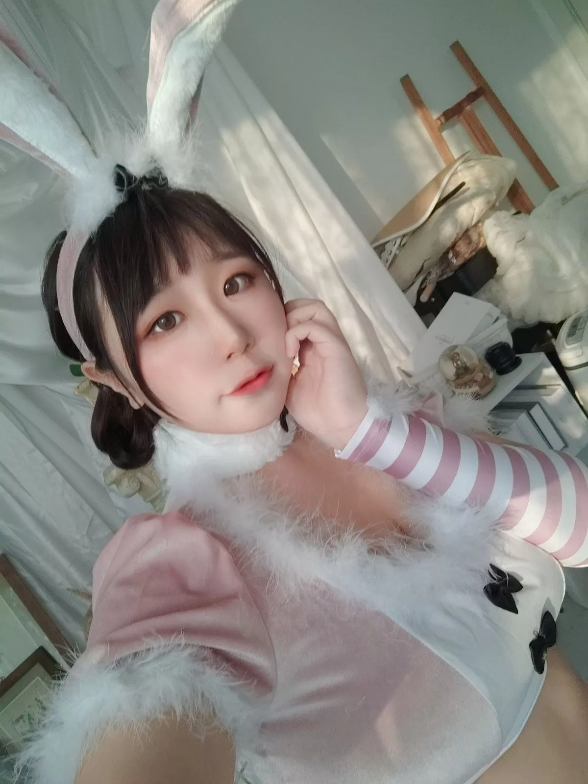 动漫博主穆零Mu0自拍主题私房性感银色旗袍+兔女郎服饰+浴室性感内衣诱惑写真110P