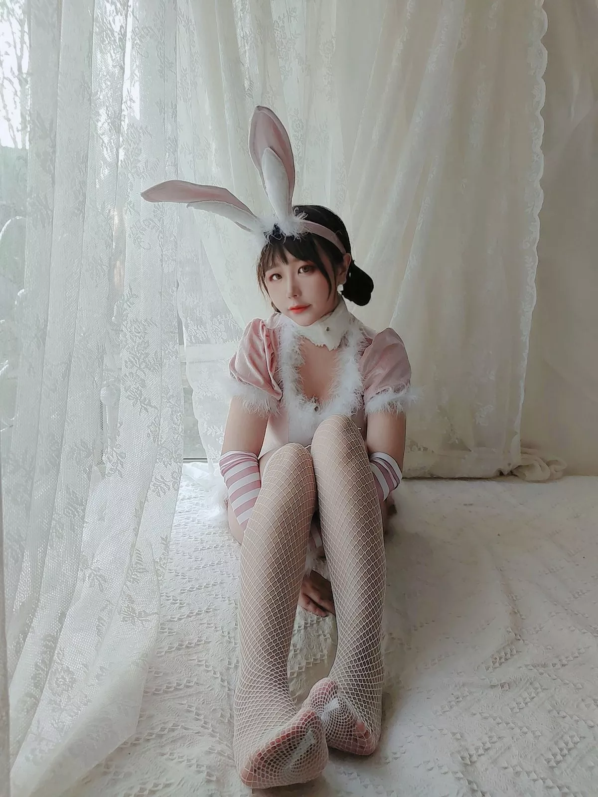 动漫博主穆零Mu0自拍主题私房性感银色旗袍+兔女郎服饰+浴室性感内衣诱惑写真110P