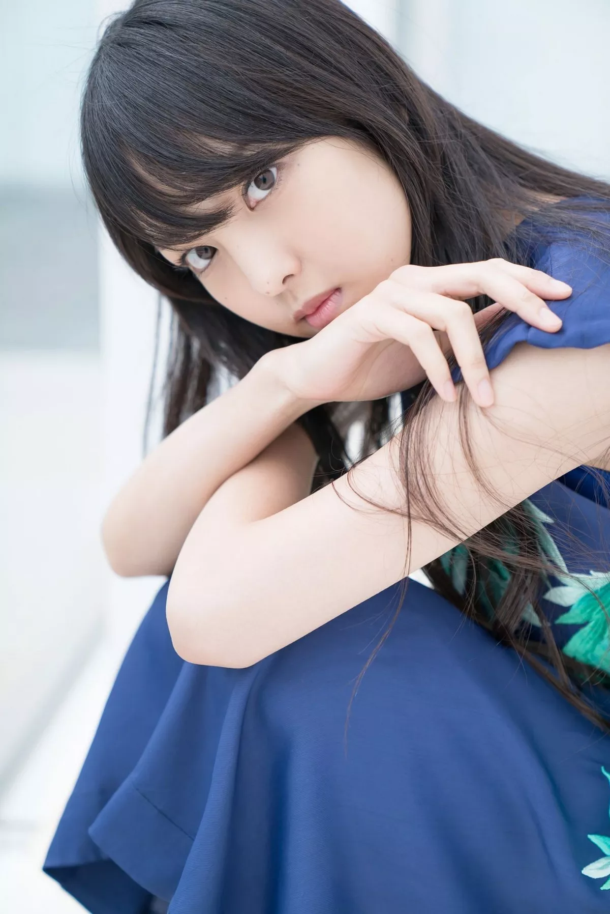 日本萌妹子饭洼春菜户外和服主题私房内衣系列+红色吊裙秀完美身材性感写真98P