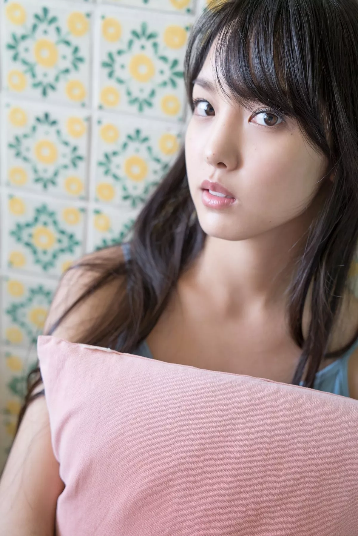 日本萌妹子饭洼春菜户外和服主题私房内衣系列+红色吊裙秀完美身材性感写真98P