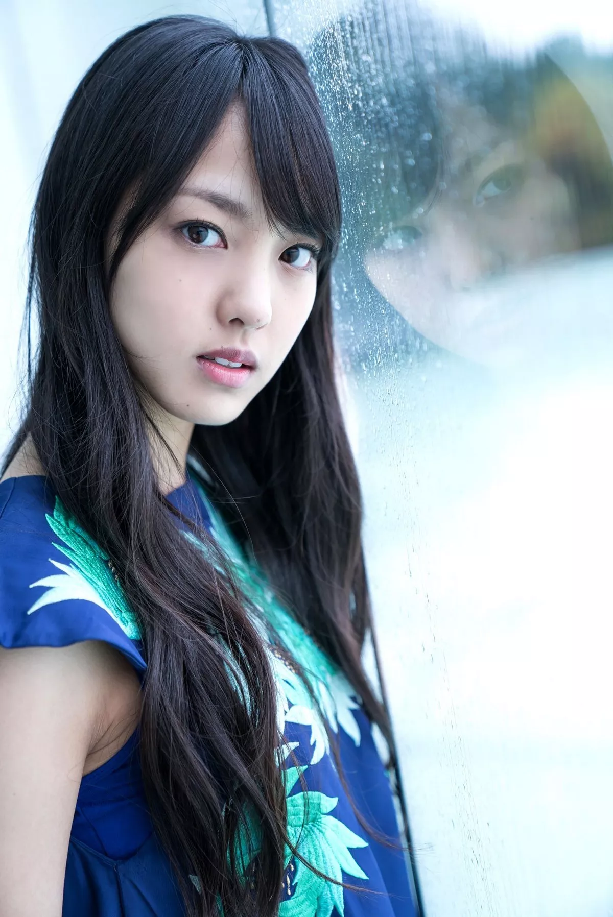 日本萌妹子饭洼春菜户外和服主题私房内衣系列+红色吊裙秀完美身材性感写真98P