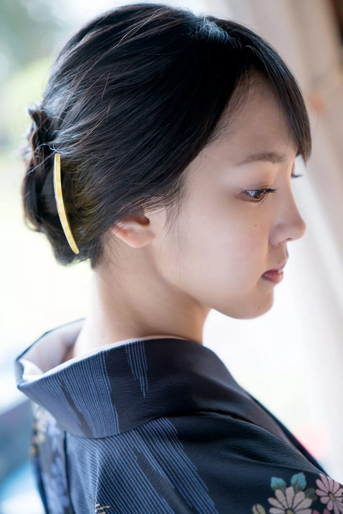 日本萌妹子饭洼春菜户外和服主题私房内衣系列+红色吊裙秀完美身材性感写真98P