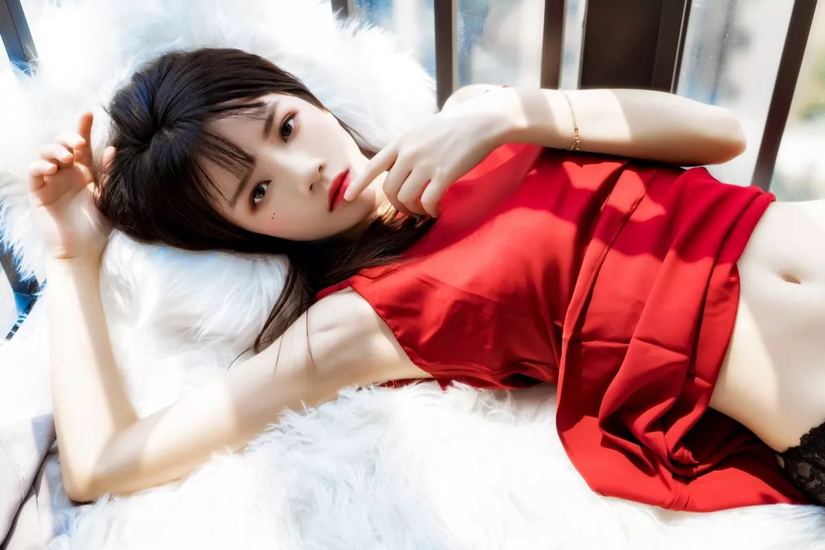 网络美女桜桃喵千丝万缕的红主题私房性感红色吊裙半撩露黑色蕾丝内衣诱惑写真69P