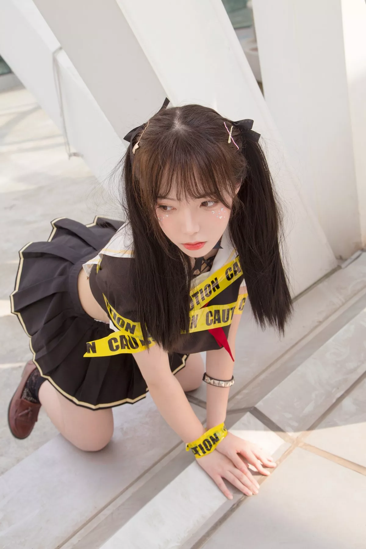 微博妹子Fushii_海堂魔法少女主题户外性感美少女战士黑短裙秀完美身材诱惑写真40P