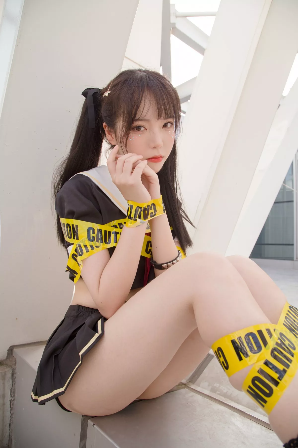 微博妹子Fushii_海堂魔法少女主题户外性感美少女战士黑短裙秀完美身材诱惑写真40P