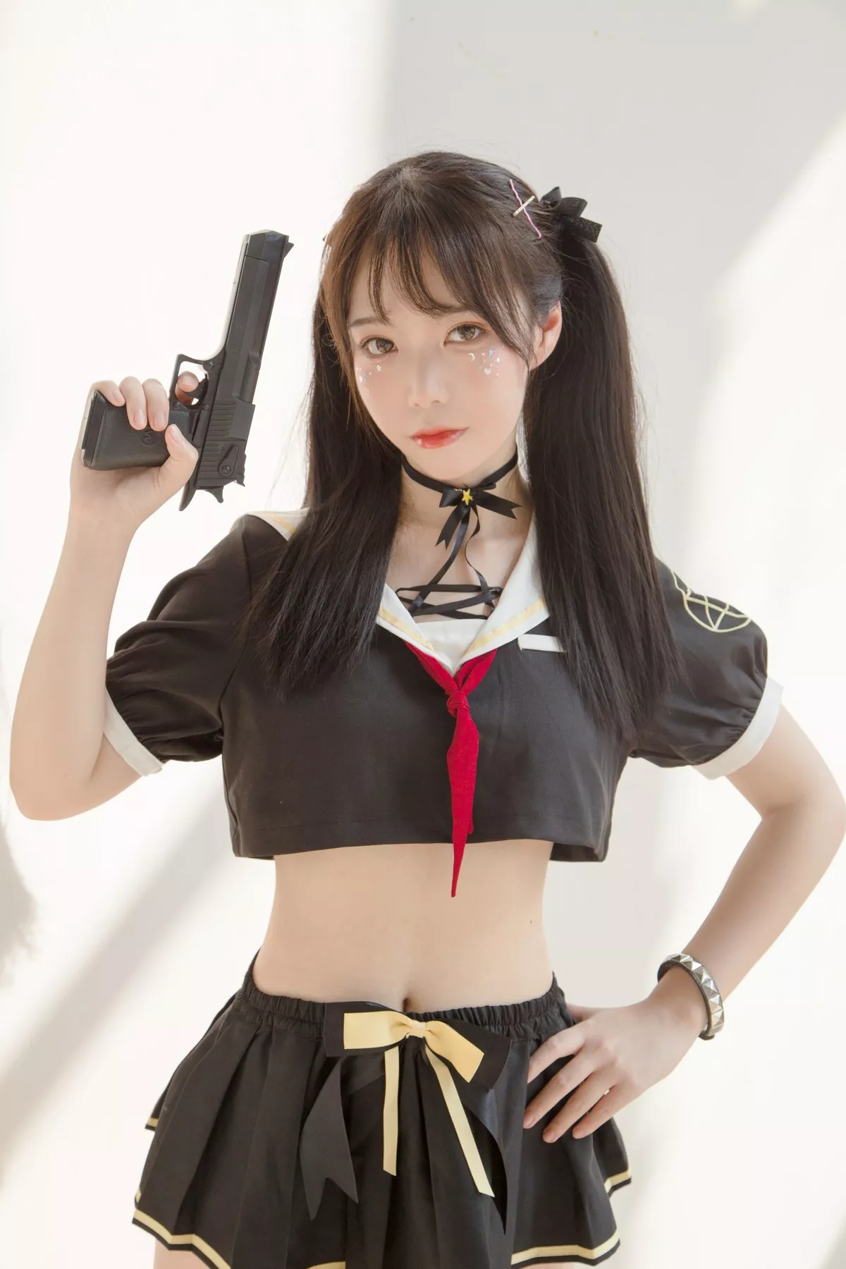 微博妹子Fushii_海堂魔法少女主题户外性感美少女战士黑短裙秀完美身材诱惑写真40P
