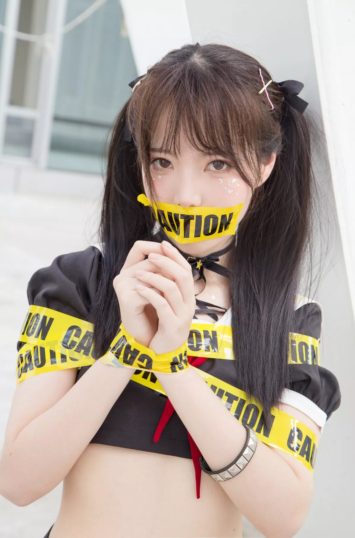 微博妹子Fushii_海堂魔法少女主题户外性感美少女战士黑短裙秀完美身材诱惑写真40P