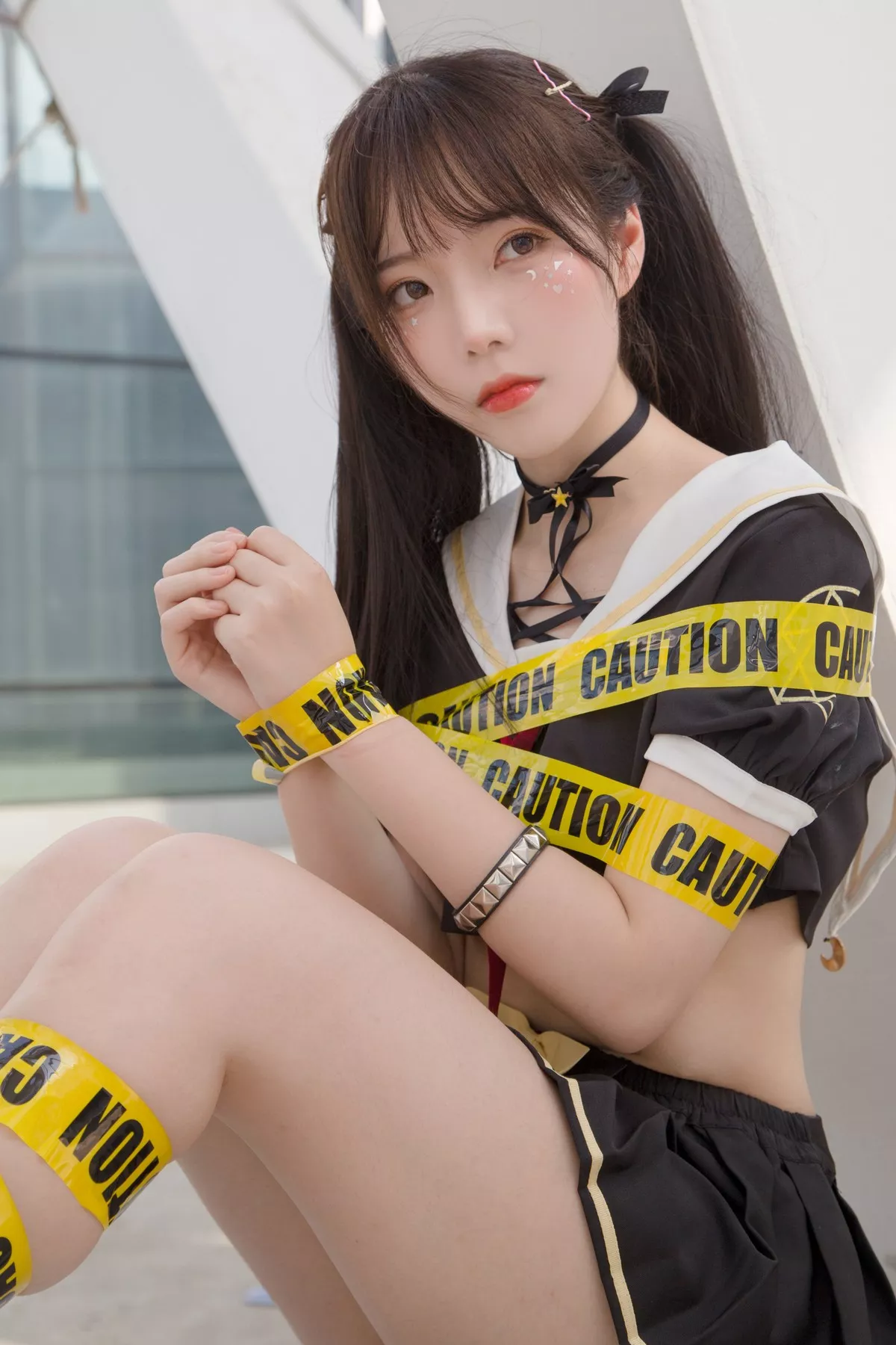 微博妹子Fushii_海堂魔法少女主题户外性感美少女战士黑短裙秀完美身材诱惑写真40P