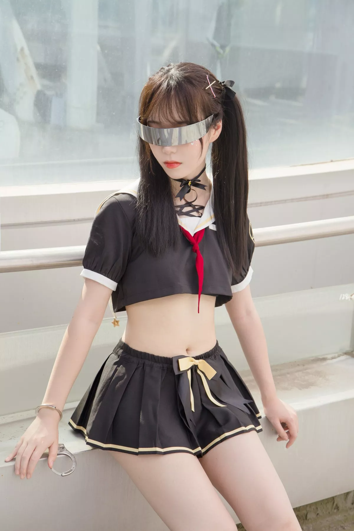 微博妹子Fushii_海堂魔法少女主题户外性感美少女战士黑短裙秀完美身材诱惑写真40P