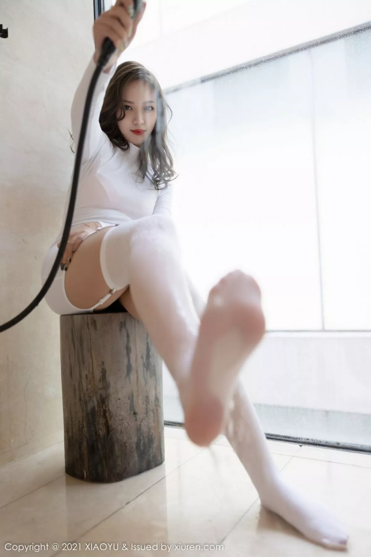 [XiaoYu画语界]Vol.681_模特郑颖姗Bev青岛旅拍私房浴室薄透白裙配白丝袜湿身诱惑写真77P