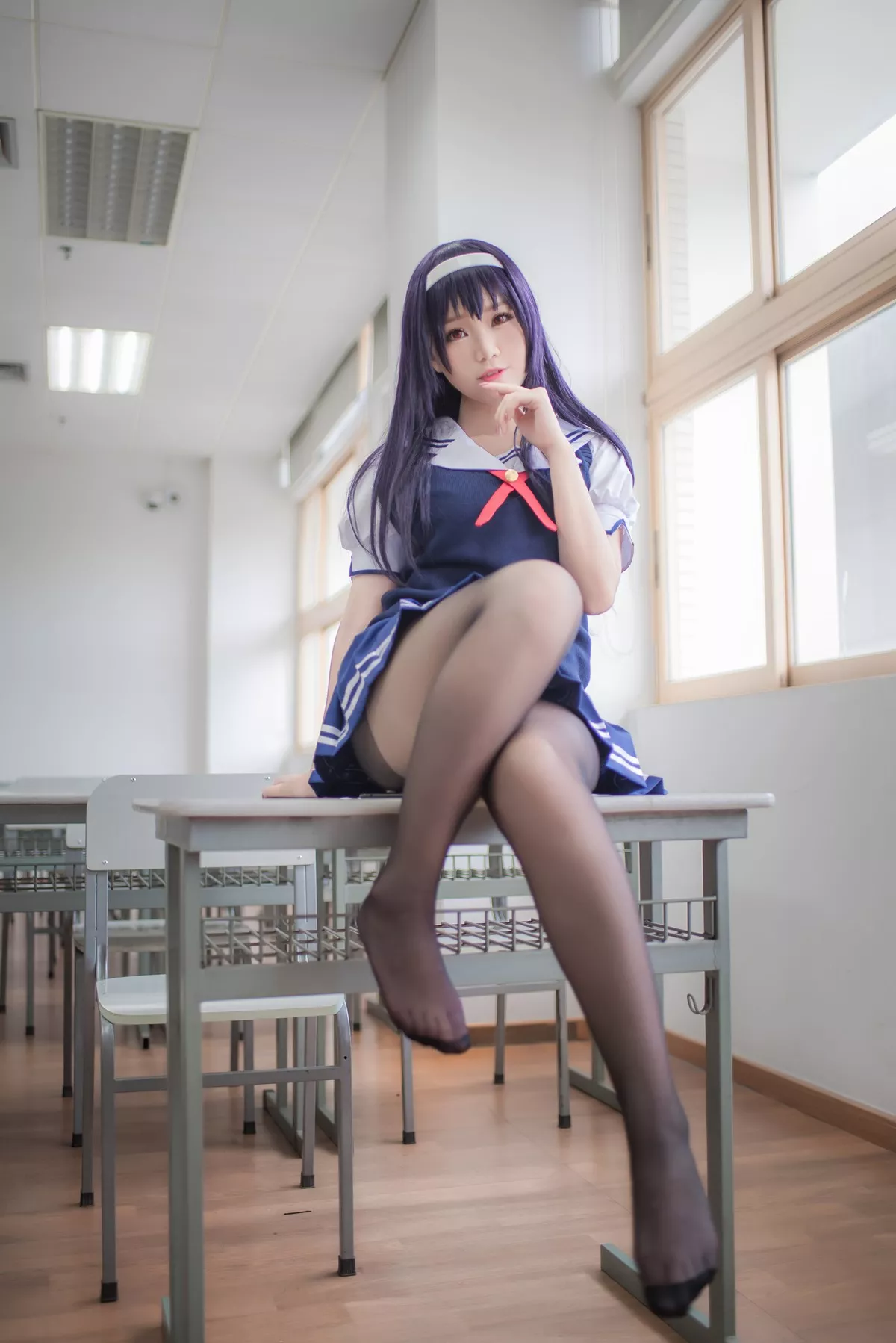 网红coser白金Saki校园JK美丝校服主题户外性感百褶裙露美腿迷人诱惑写真29P