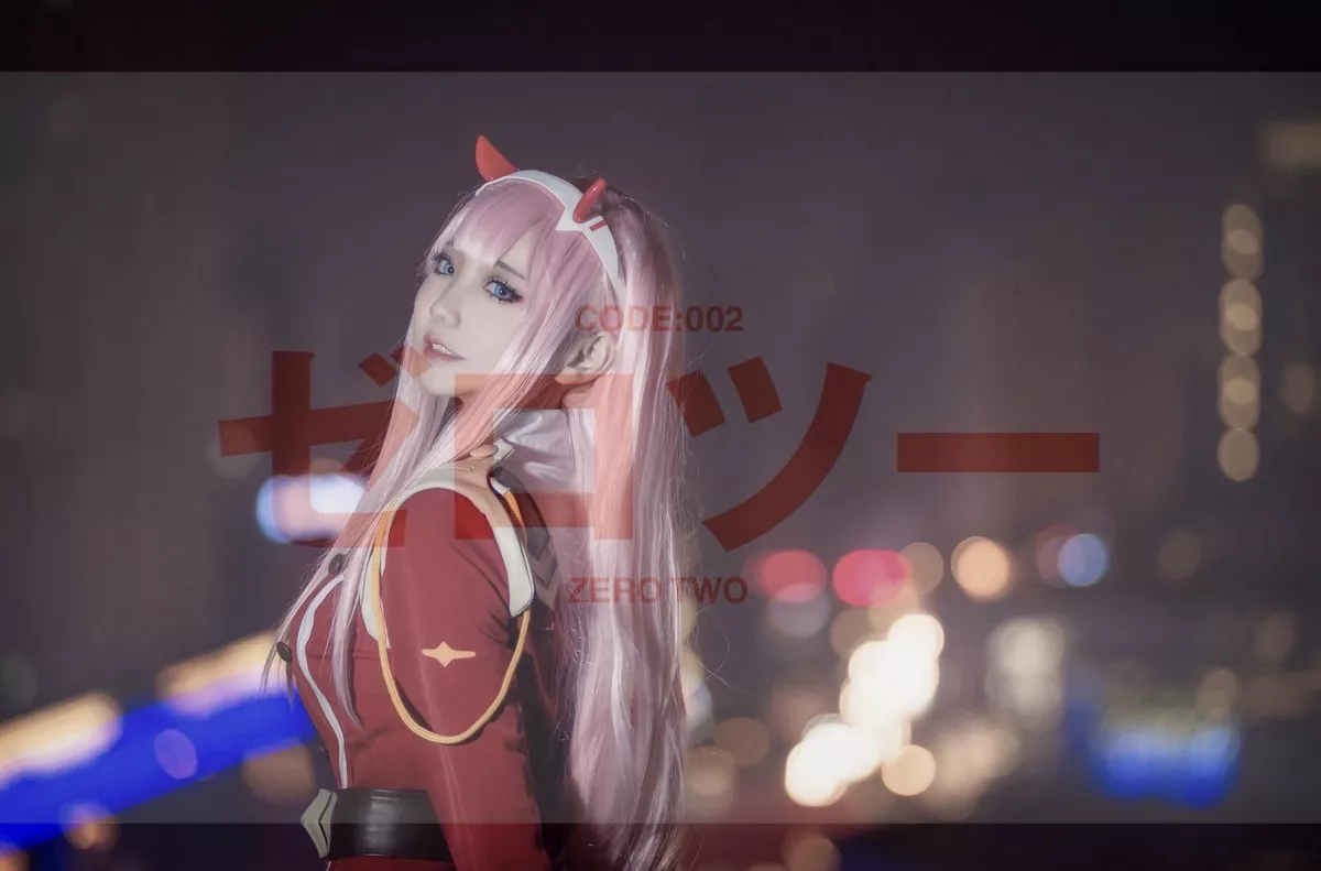 微博红人Coser楚楚子莓制服Cos主题户外性感百褶裙秀美腿迷人诱惑写真51P