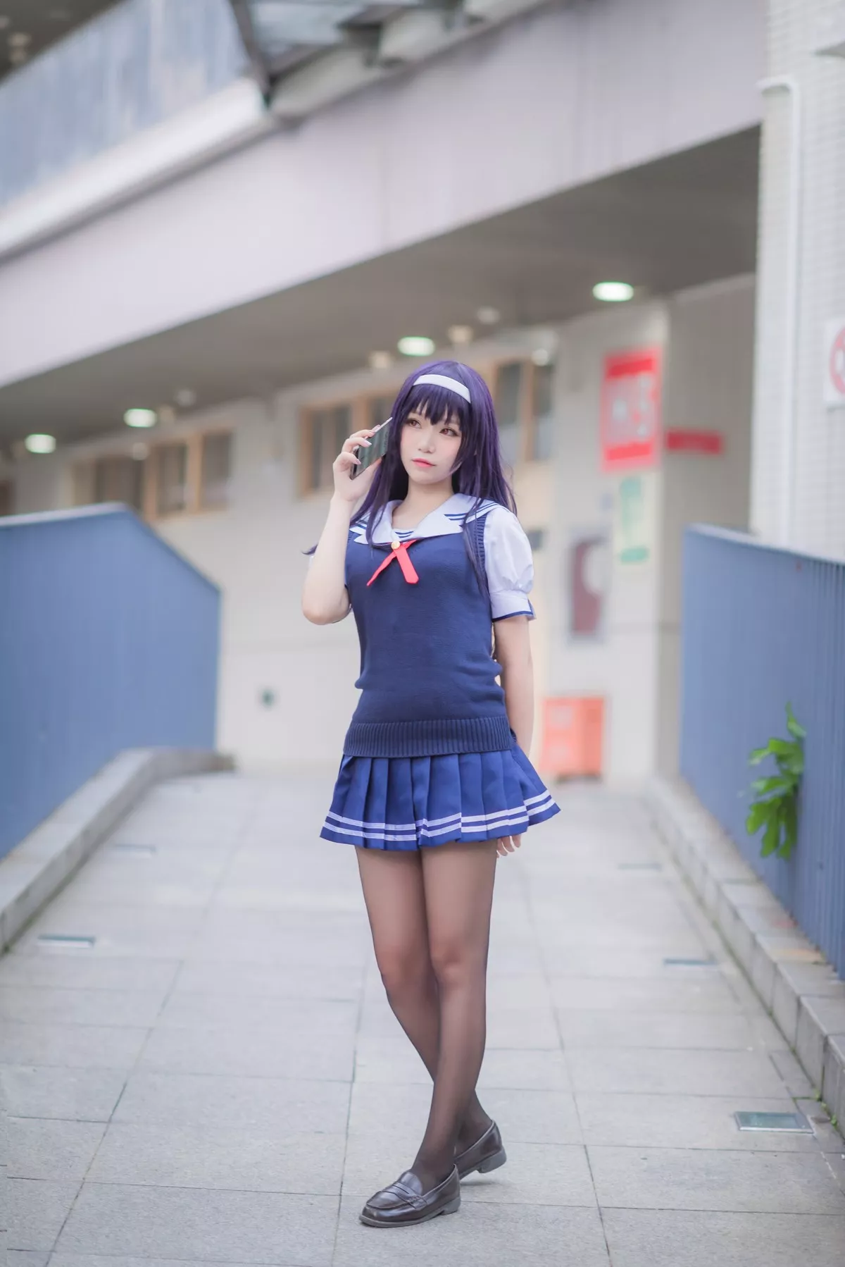 网红coser白金Saki校园JK美丝校服主题户外性感百褶裙露美腿迷人诱惑写真29P