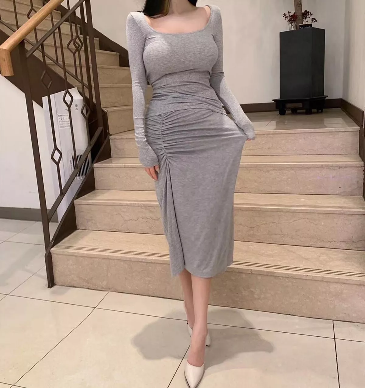 网络美女薇薇微信朋友圈资源合集私房性感连身裙系列秀魔鬼身材迷人诱惑写真297P