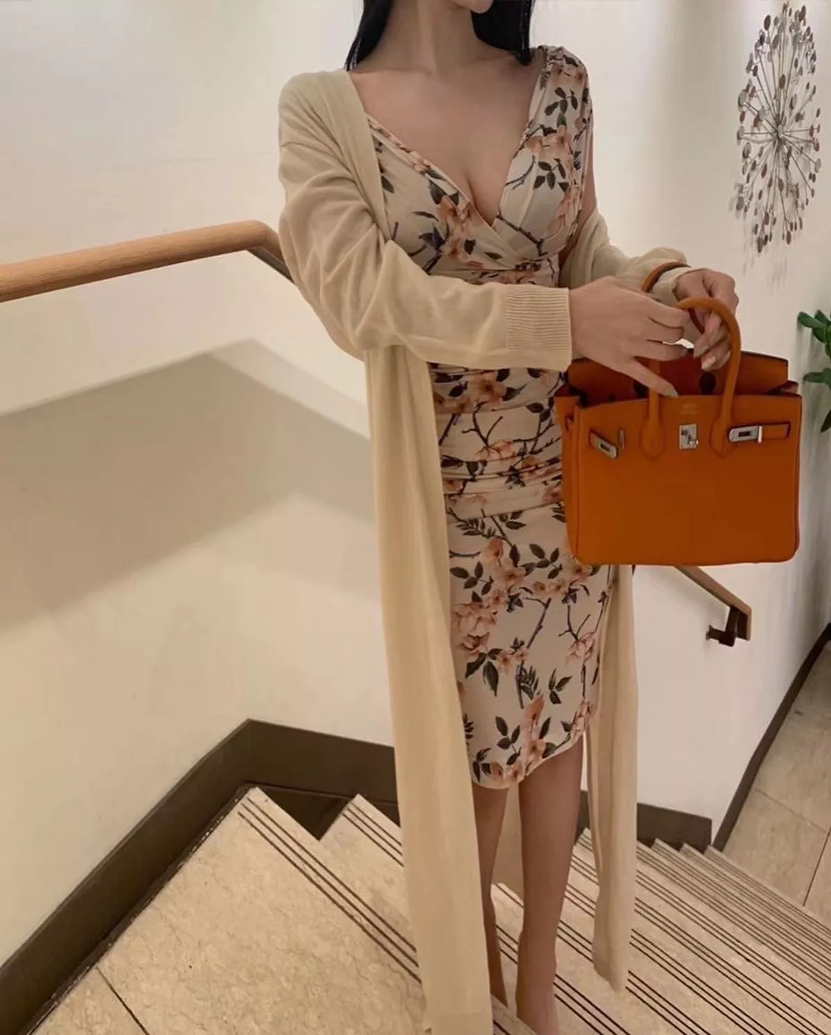 网络美女薇薇微信朋友圈资源合集私房性感连身裙系列秀魔鬼身材迷人诱惑写真297P