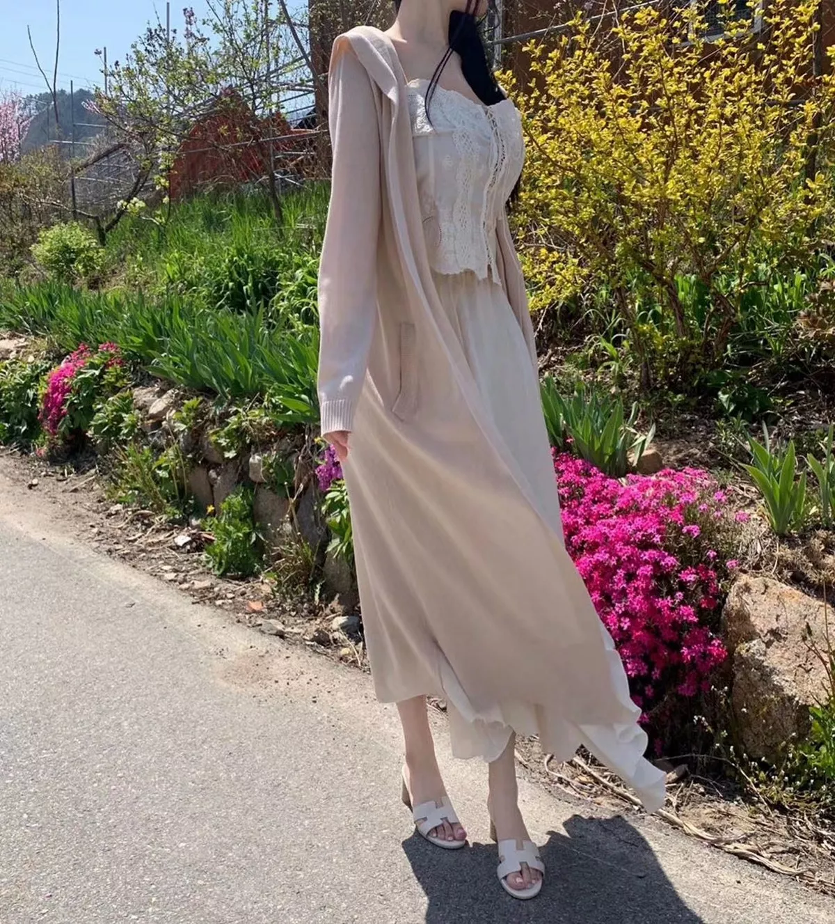 网络美女薇薇微信朋友圈资源合集私房性感连身裙系列秀魔鬼身材迷人诱惑写真297P