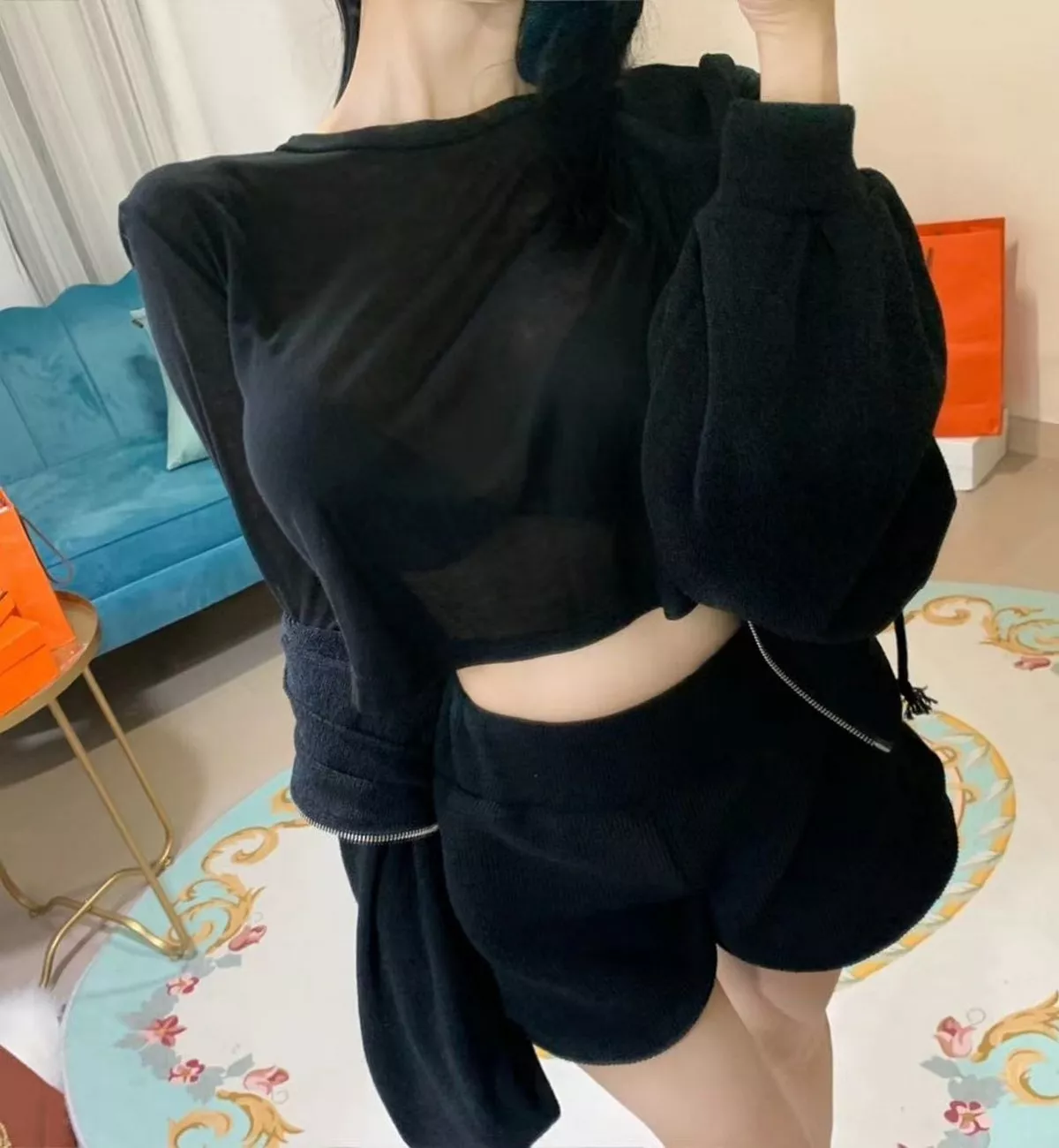 网络美女薇薇微信朋友圈资源合集私房性感连身裙系列秀魔鬼身材迷人诱惑写真297P