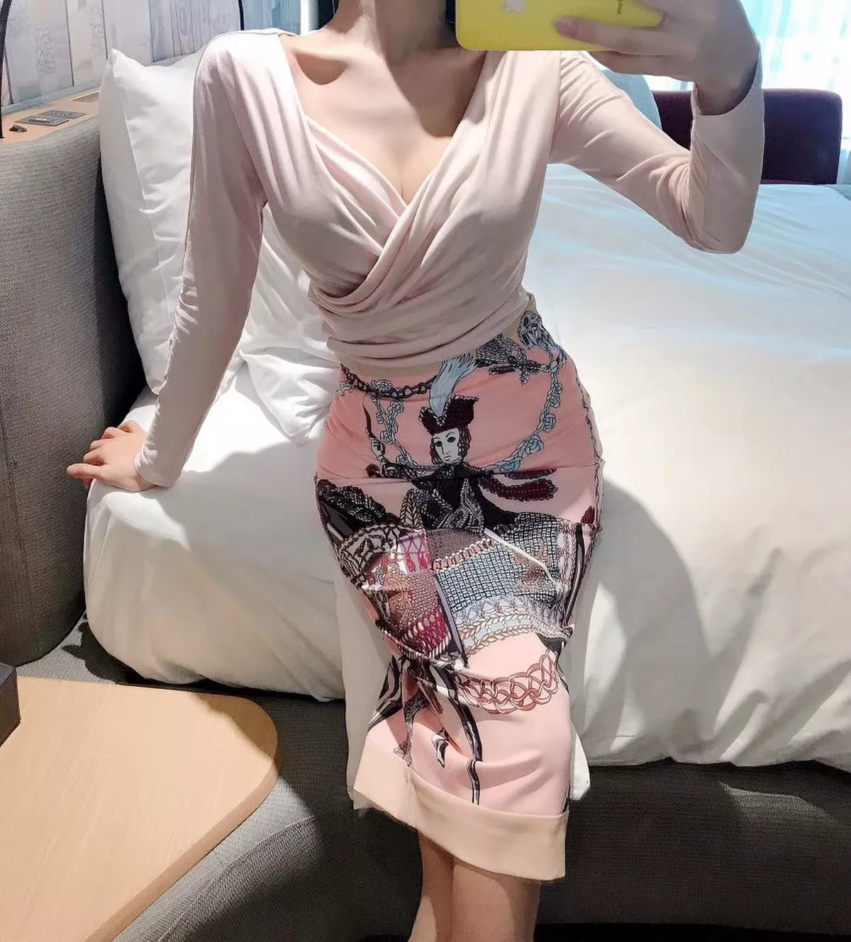 网络美女薇薇微信朋友圈资源合集私房性感连身裙系列秀魔鬼身材迷人诱惑写真297P