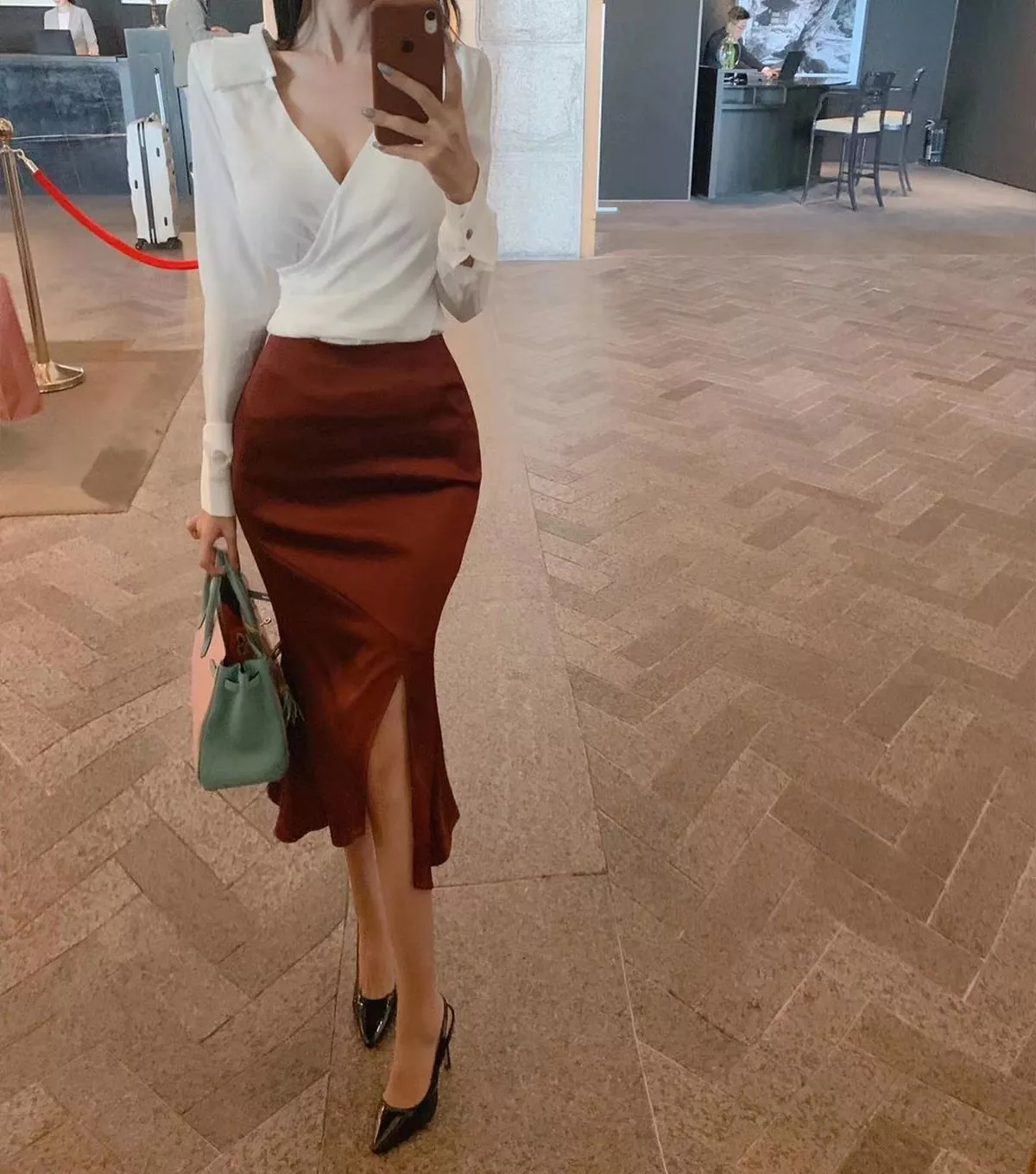 网络美女薇薇微信朋友圈资源合集私房性感连身裙系列秀魔鬼身材迷人诱惑写真297P