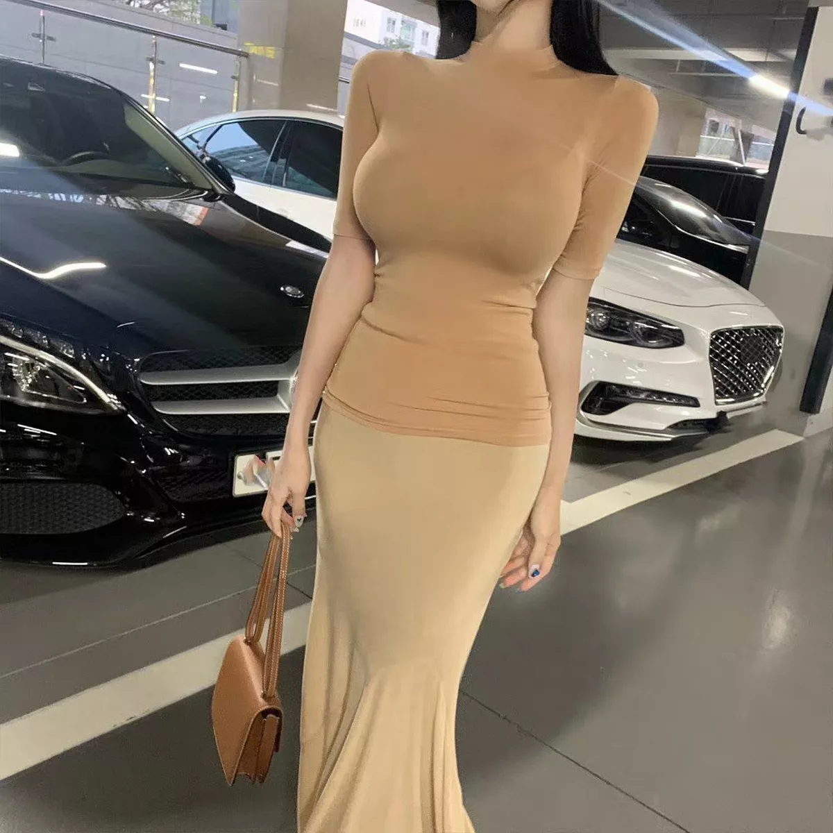网络美女薇薇微信朋友圈资源合集私房性感连身裙系列秀魔鬼身材迷人诱惑写真297P