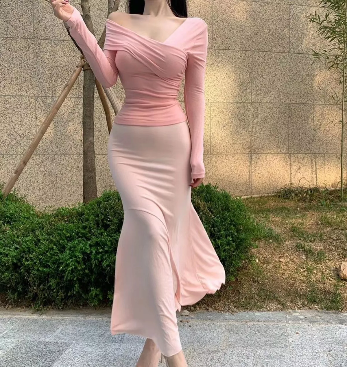 网络美女薇薇微信朋友圈资源合集私房性感连身裙系列秀魔鬼身材迷人诱惑写真297P