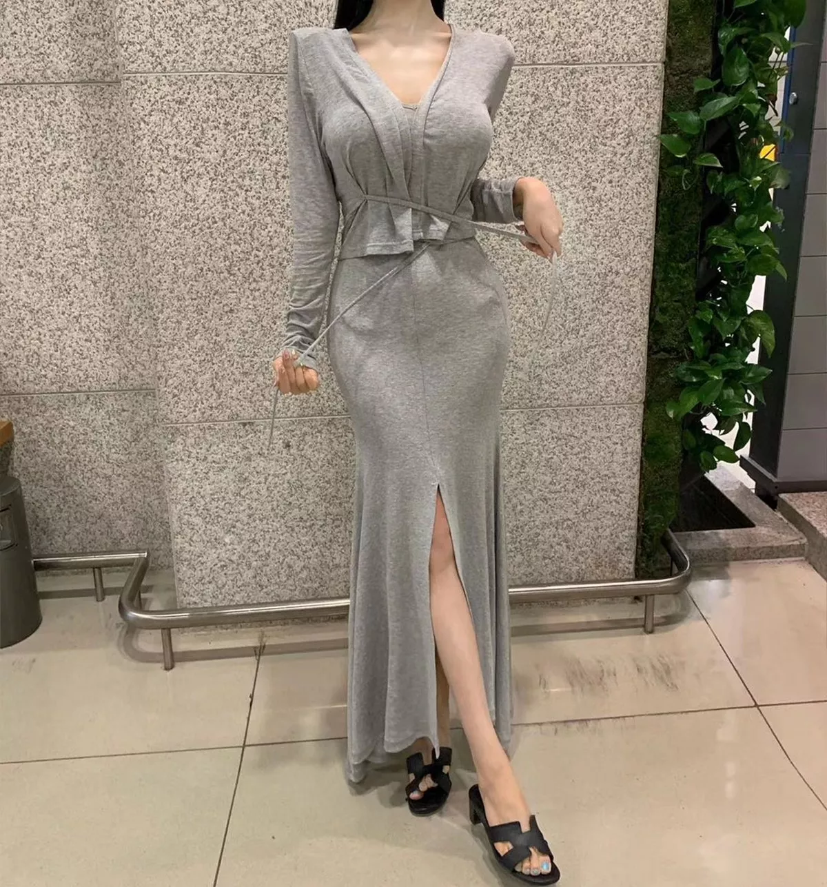 网络美女薇薇微信朋友圈资源合集私房性感连身裙系列秀魔鬼身材迷人诱惑写真297P
