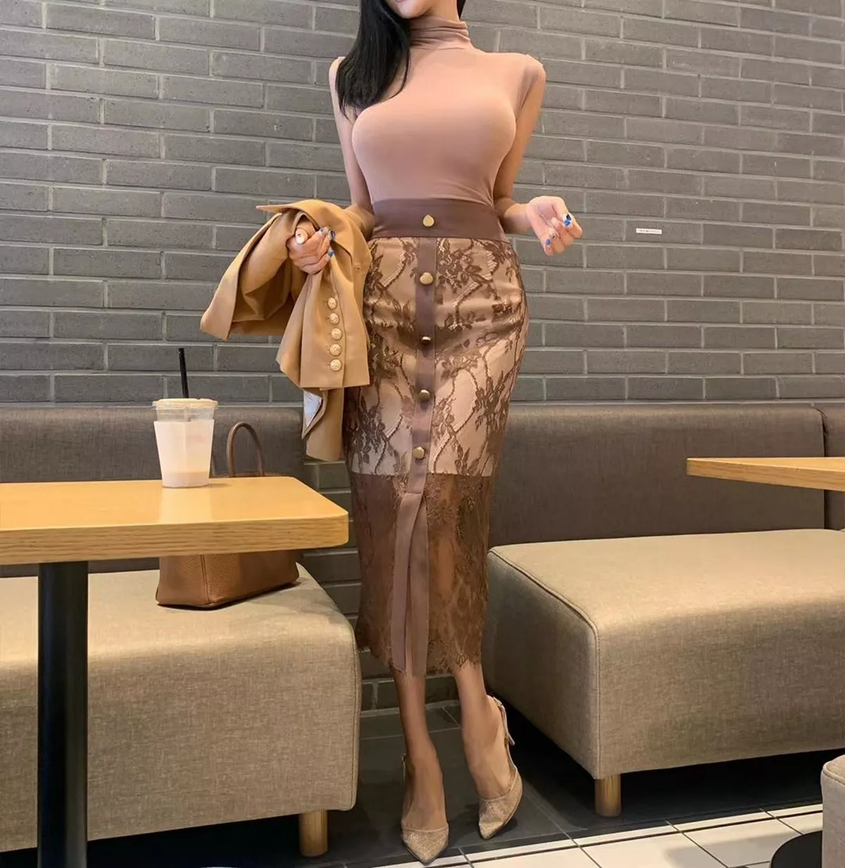 网络美女薇薇微信朋友圈资源合集私房性感连身裙系列秀魔鬼身材迷人诱惑写真297P