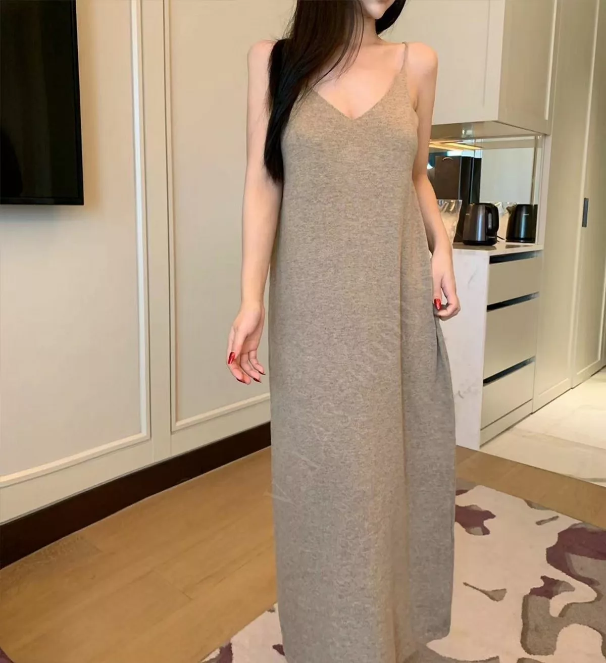 网络美女薇薇微信朋友圈资源合集私房性感连身裙系列秀魔鬼身材迷人诱惑写真297P