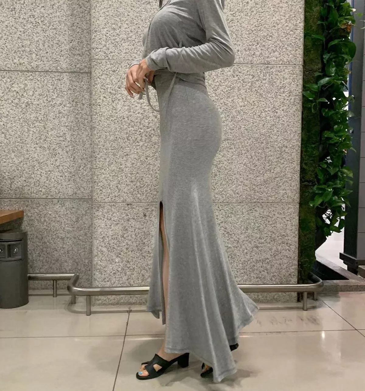 网络美女薇薇微信朋友圈资源合集私房性感连身裙系列秀魔鬼身材迷人诱惑写真297P