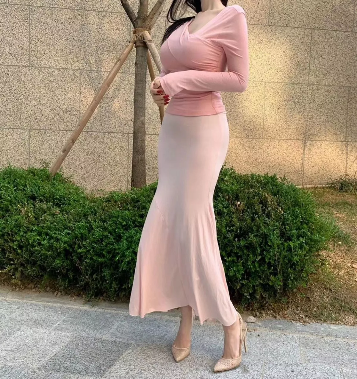 网络美女薇薇微信朋友圈资源合集私房性感连身裙系列秀魔鬼身材迷人诱惑写真297P