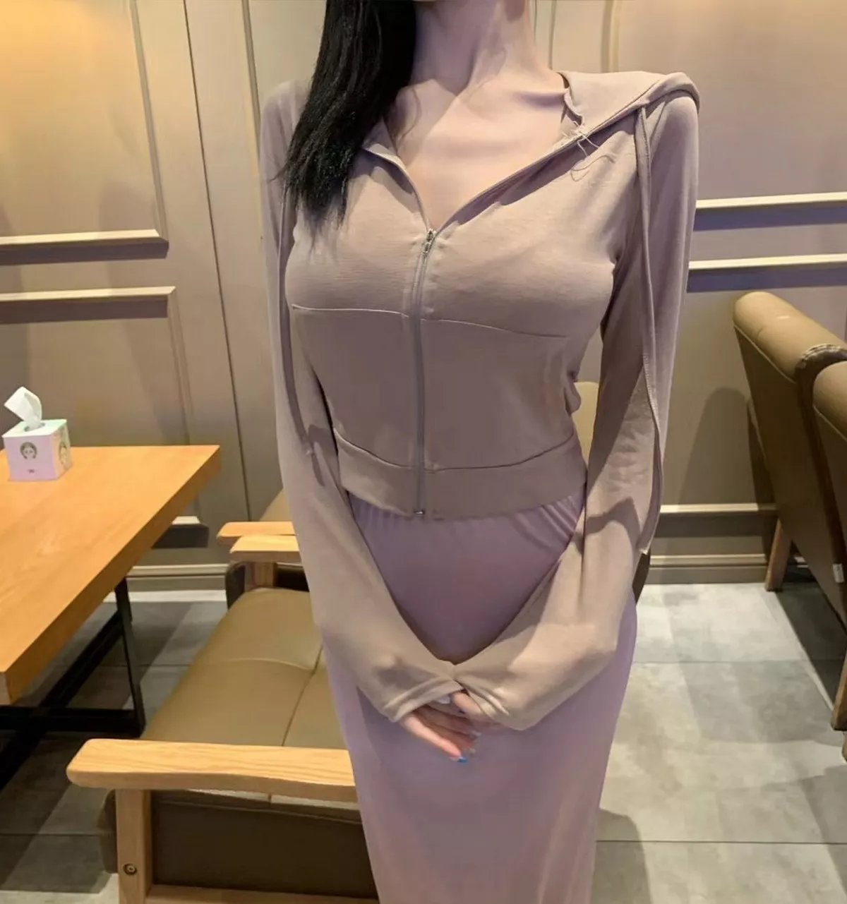 网络美女薇薇微信朋友圈资源合集私房性感连身裙系列秀魔鬼身材迷人诱惑写真297P