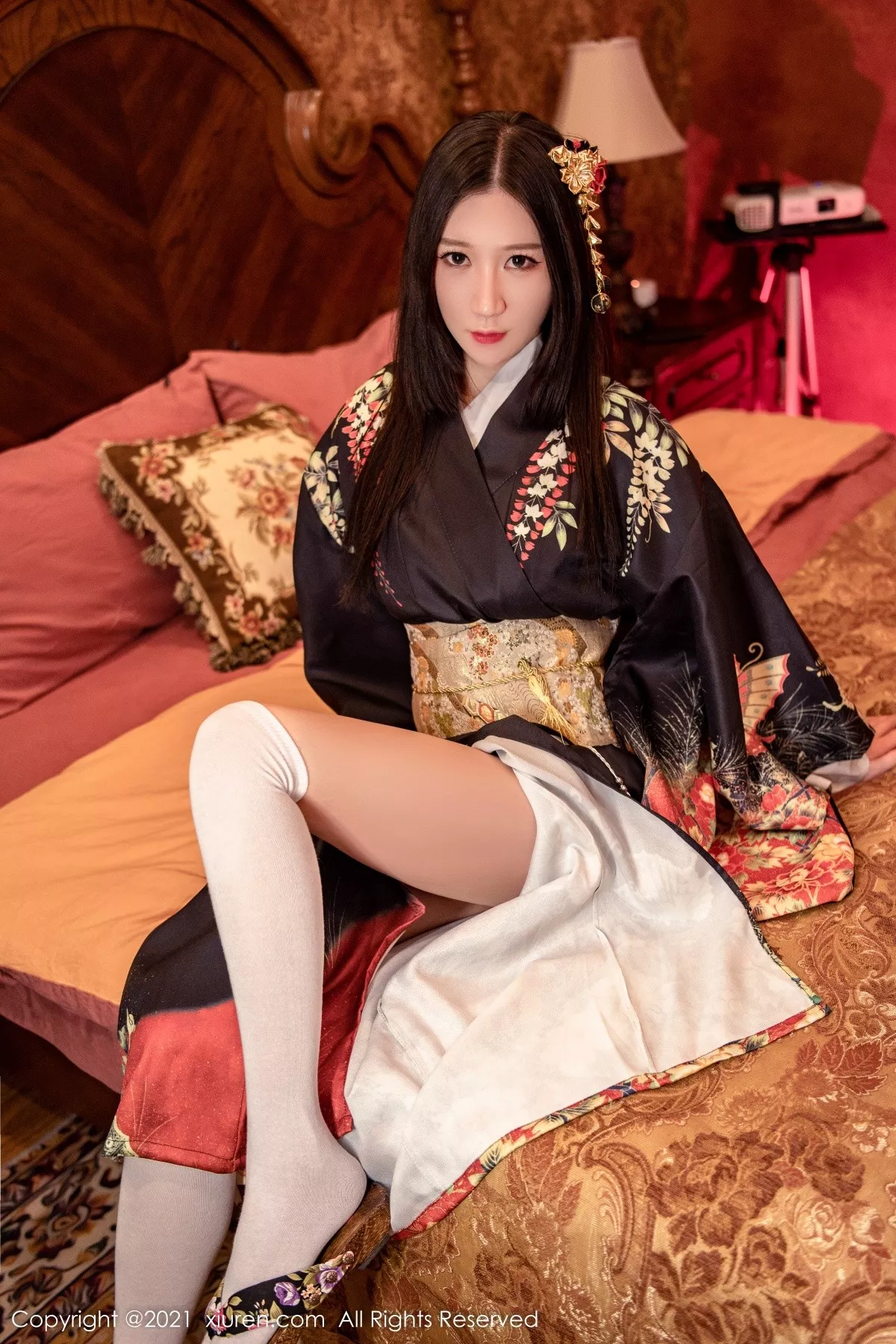 XiuRen第4386期_女神顾乔楠Cora私房性感日系和服半脱露丰乳肥臀撩人诱惑写真62P